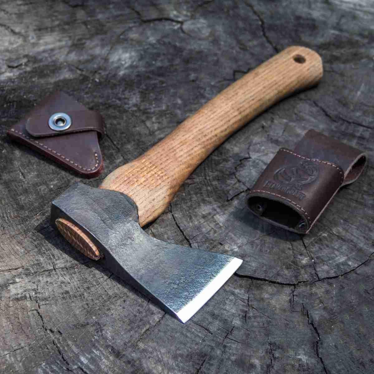 Hachette bushcraft acier trempé avec kit cuir artisanal.Entièrement fait à  la main - Hachette (8088567)