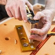 Crochet UJK pour table MFT